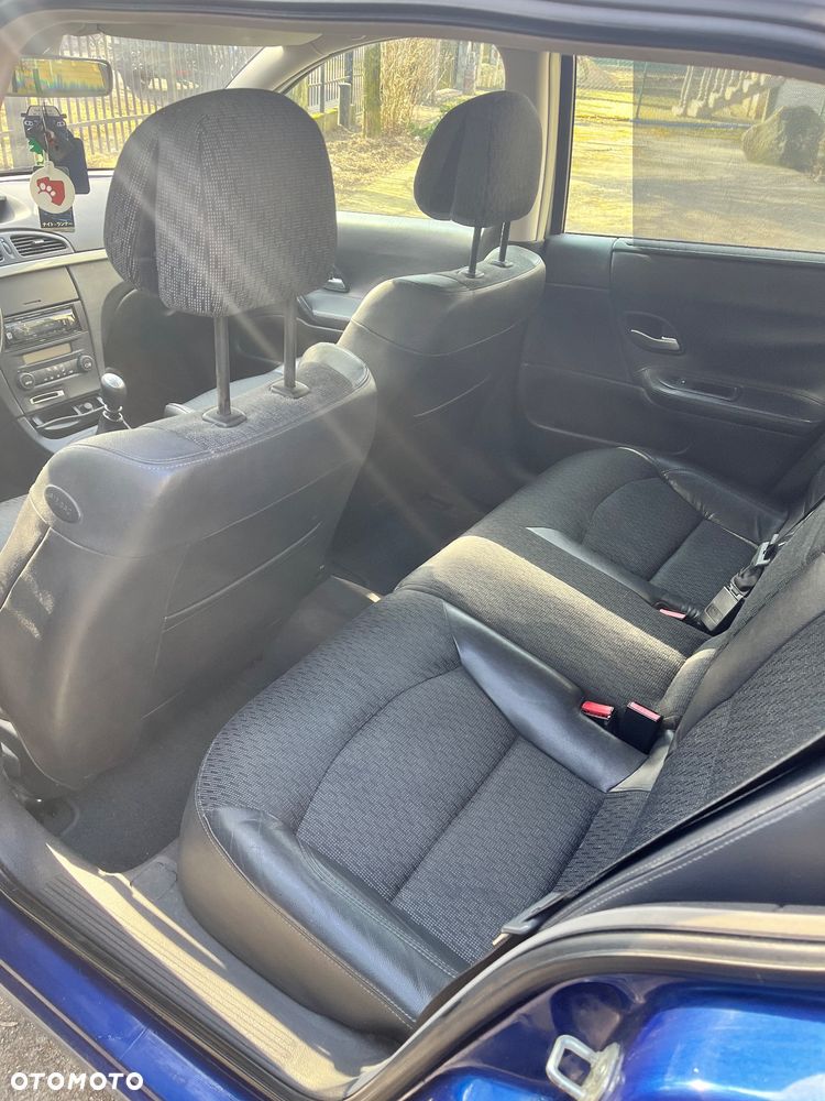 Renault Laguna 2.0 Turbo Dynamique - 8