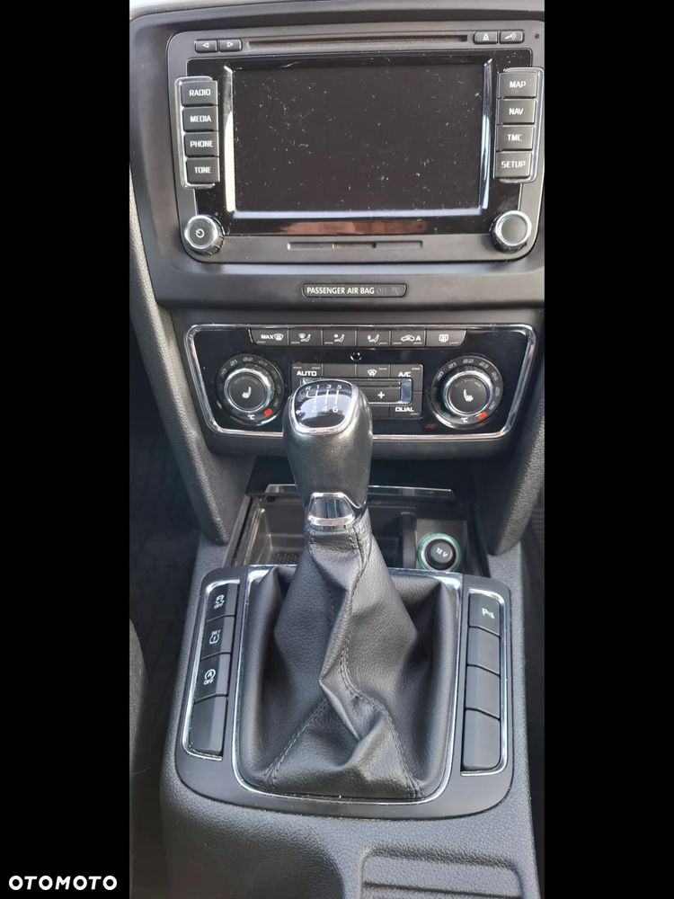 Skoda Superb 2.0 TDI Ambition - 16