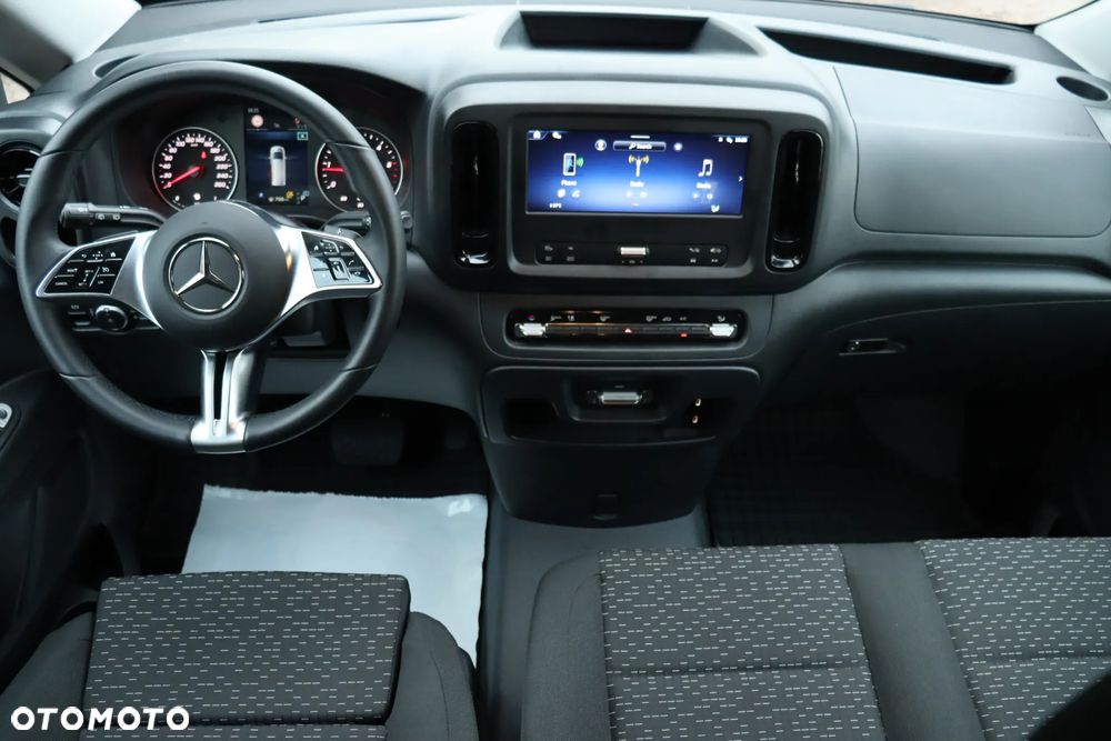 Mercedes-Benz Vito - 24