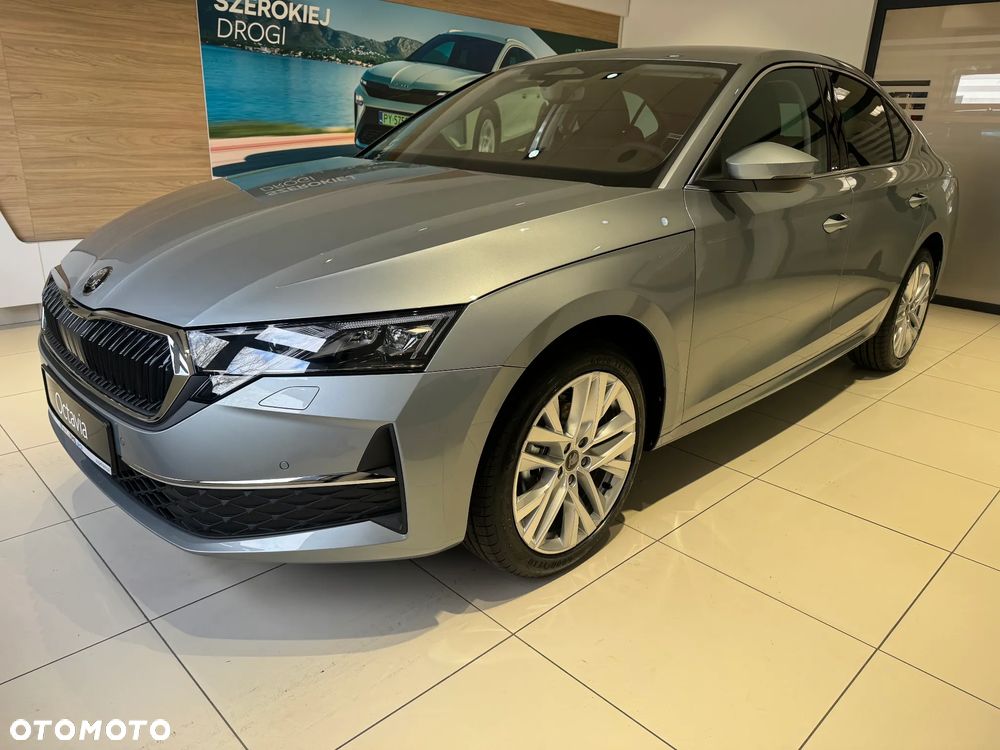 Skoda Octavia 1.5 TSI mHEV Drive Selection DSG - 2