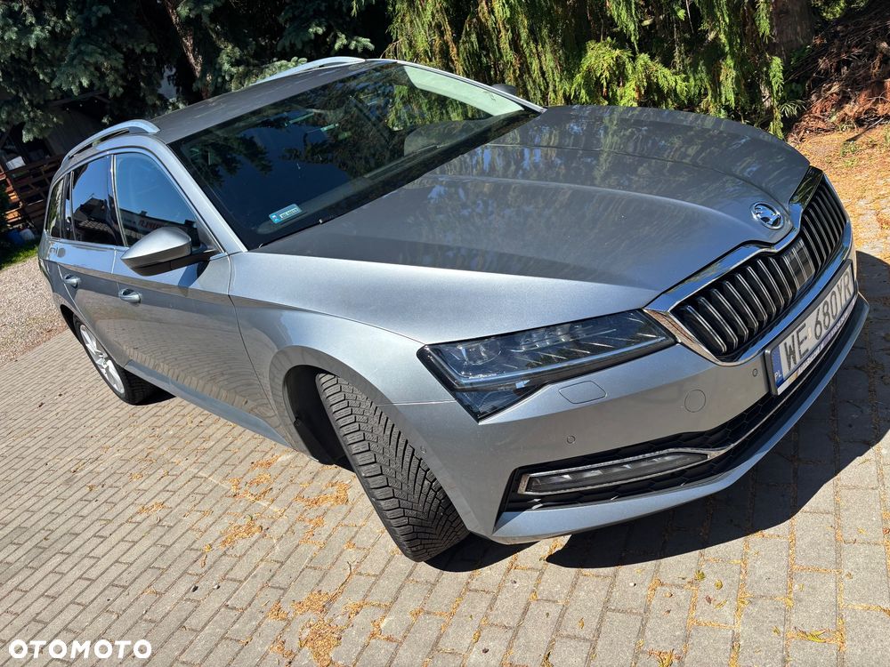 Skoda Superb 2.0 TDI SCR Style DSG - 4