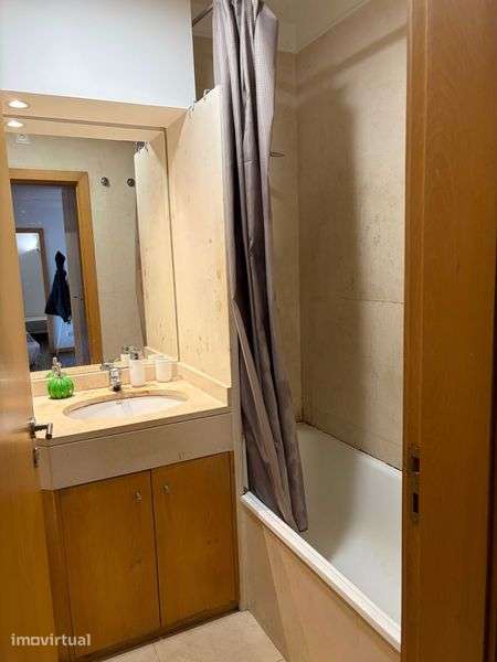 T2 no Porto - Ideal para estudantes | 950€/mês | Disponível já - Grande imagem: 3/6