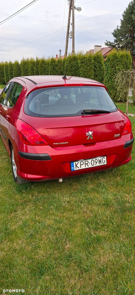Peugeot 308 - 8