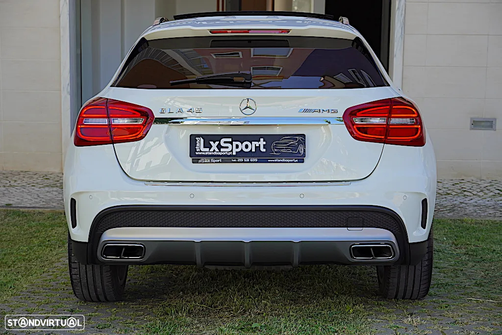 Mercedes-Benz GLA 45 AMG 4-Matic - 13