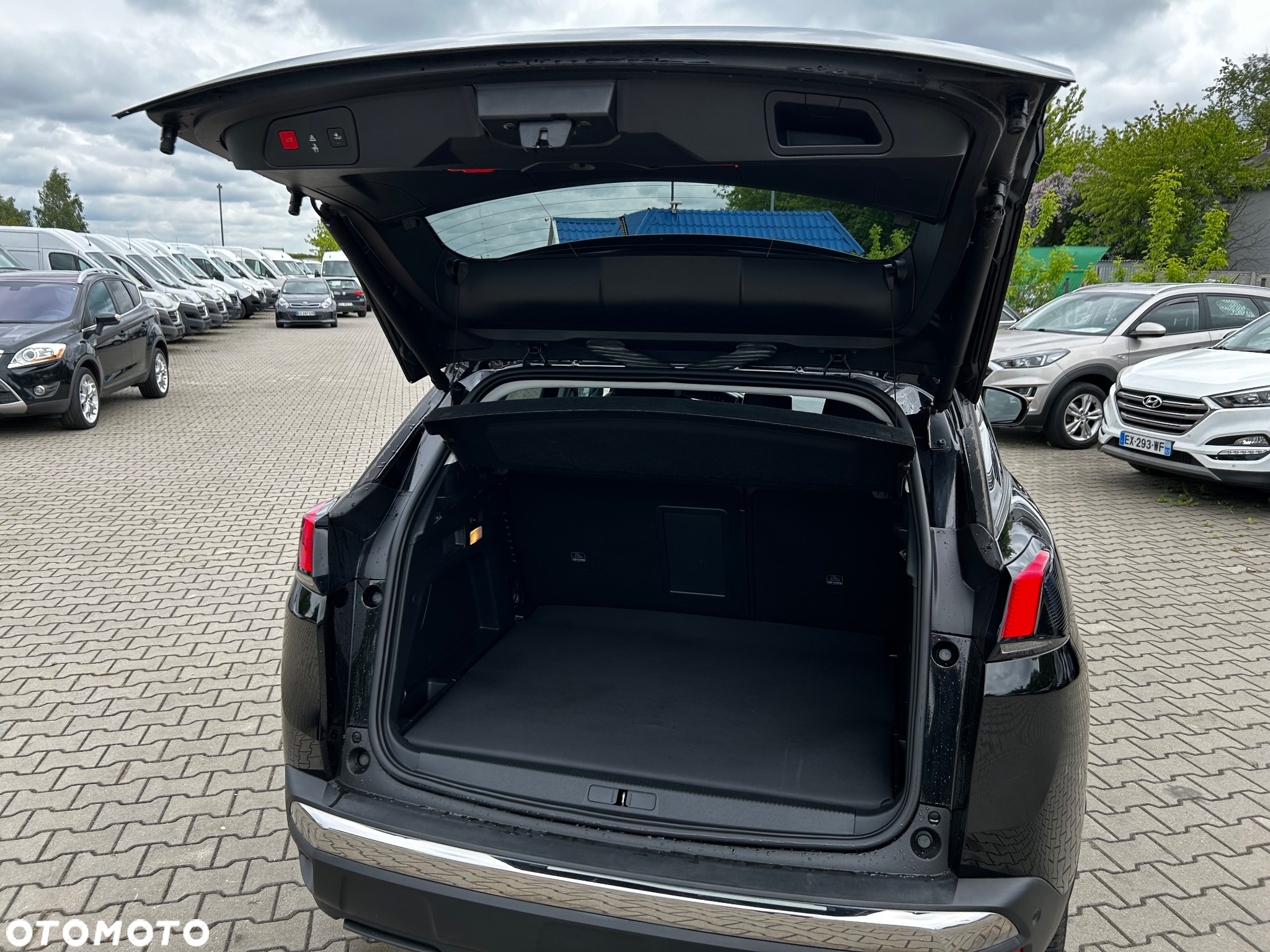 Peugeot 3008 BlueHDi 130 Stop & Start Allure Business-Paket - 21