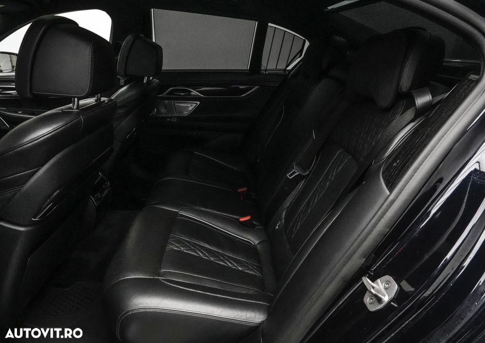 BMW Seria 7 740d xDrive - 16