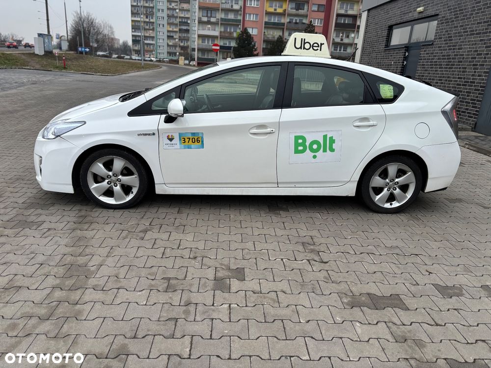 Toyota Prius (Hybrid) Comfort - 5