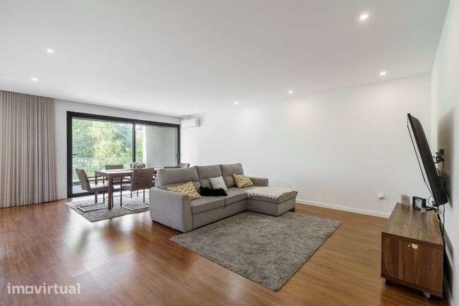 Apartamento T3 moderno no centro de Vila de Prado - Grande imagem: 2/10