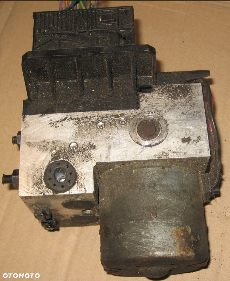 sterownik pompa ABS AUDI A4 B5 A6 C5 PASSAT B5 8E0614111T - 2