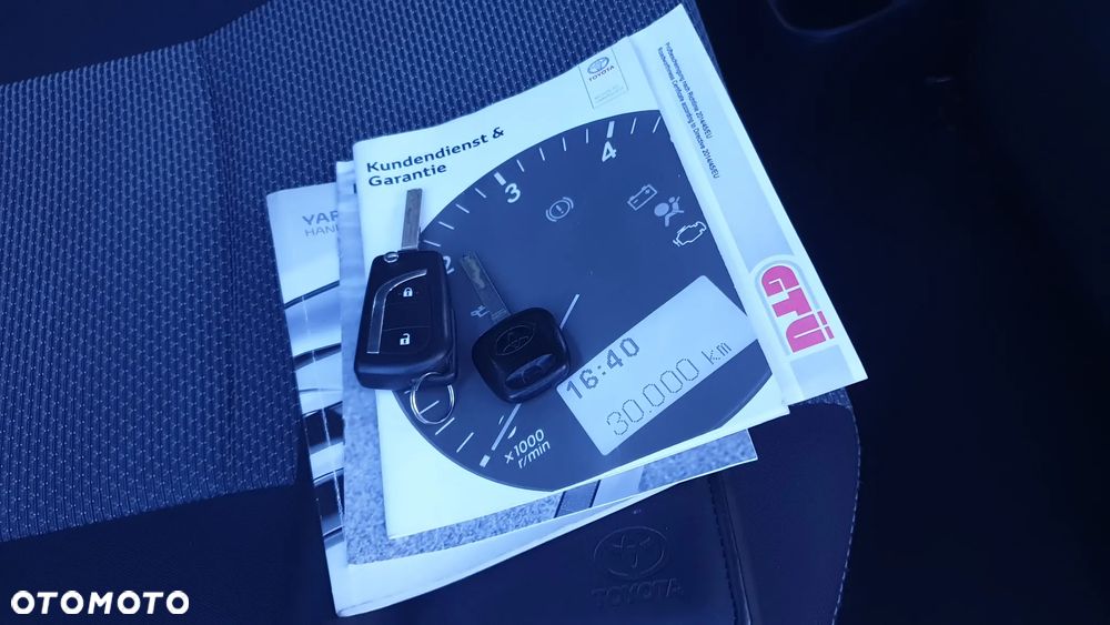 Toyota Yaris - 40
