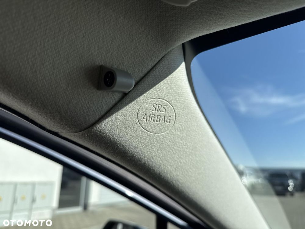 Toyota Corolla 1.5 Comfort - 23