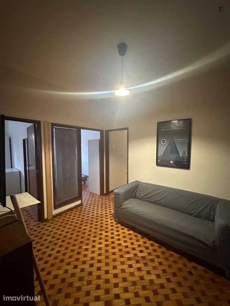 Apartamento com 4 quartos - localizado em Cedofeita Porto - Grande imagem: 3/34