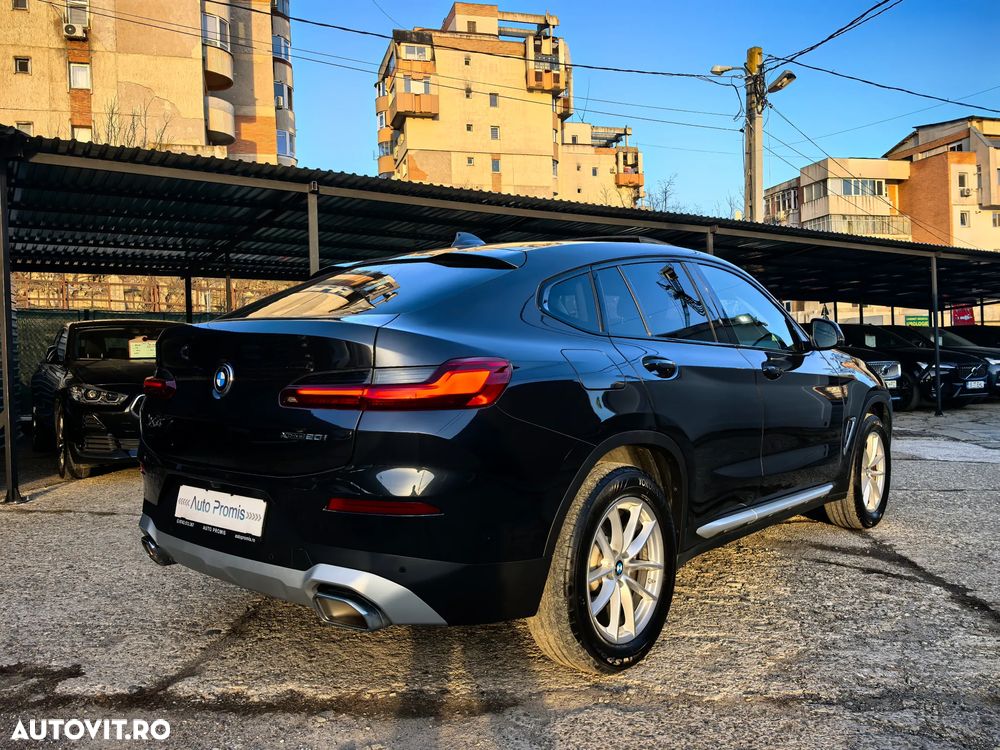 BMW X4 xDrive20i AT xLine - 4