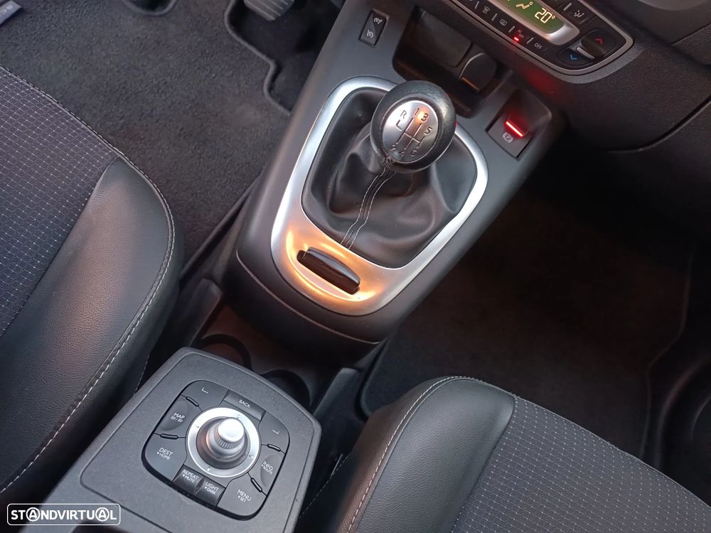 Renault Scénic 1.5 dCi Bose Edition SS - 20