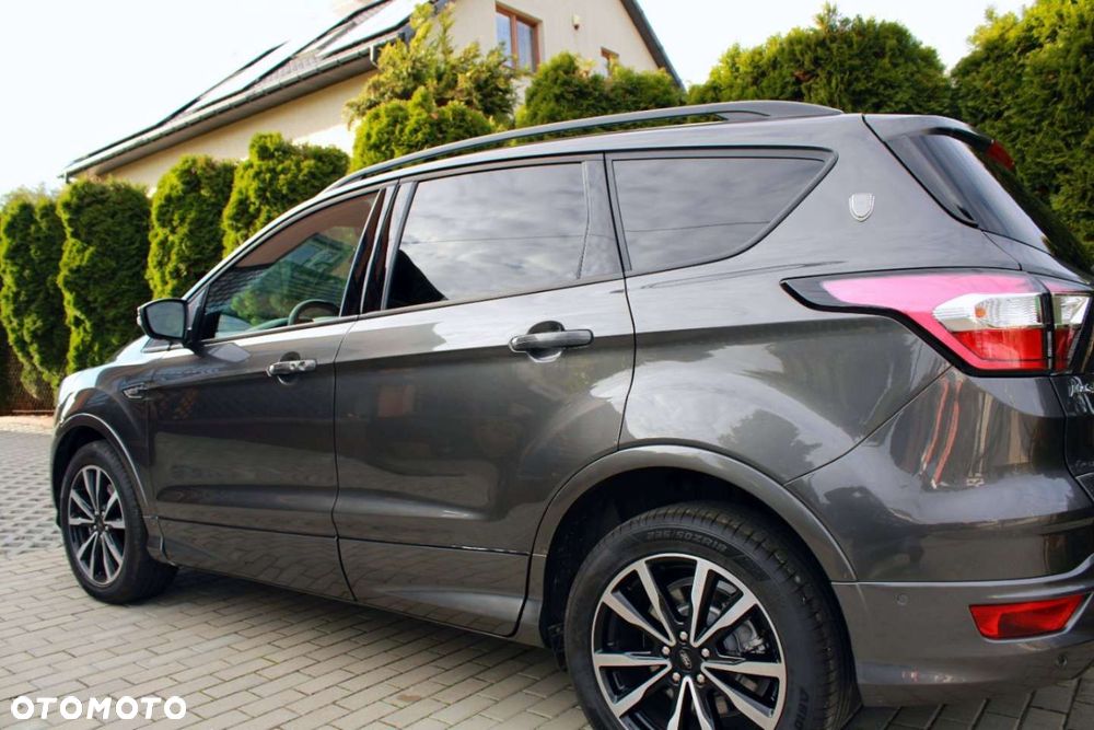 Ford Kuga - 26