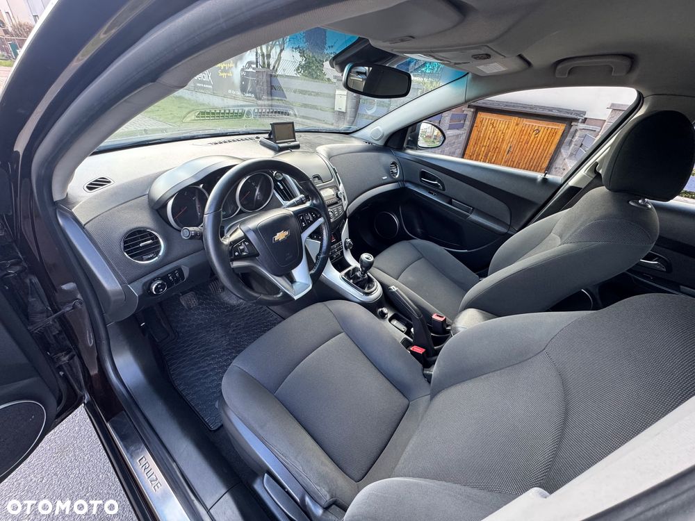 Chevrolet Cruze 1.8 LT - 13