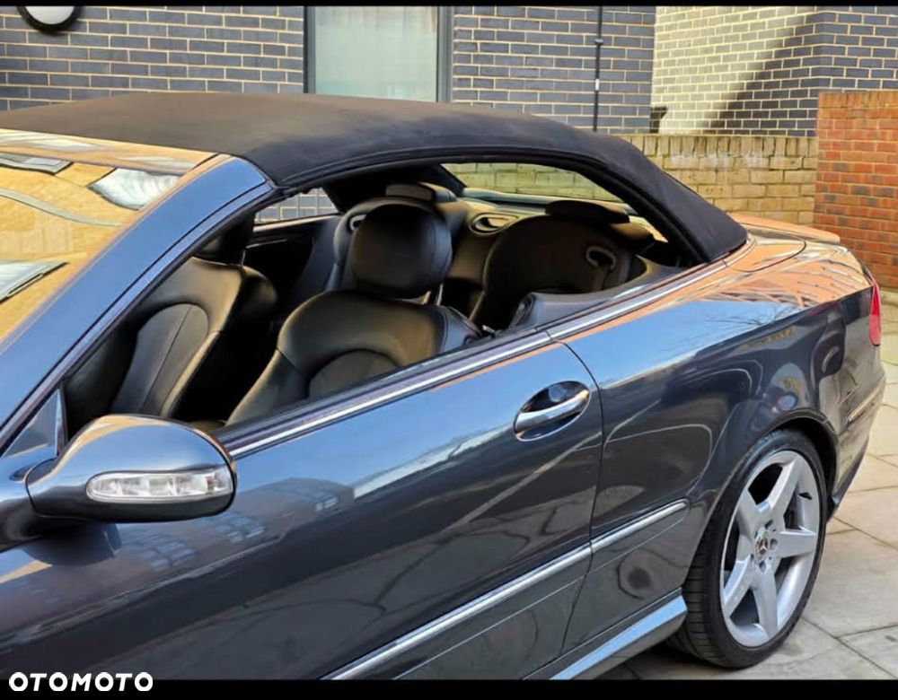 Mercedes-Benz CLK - 6