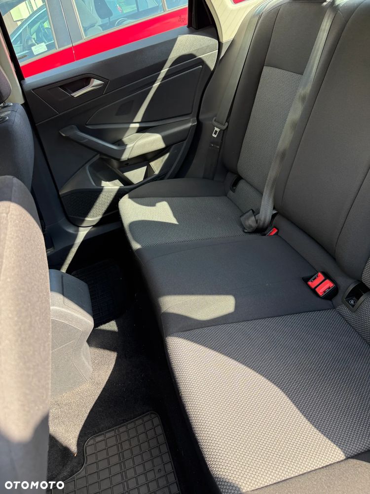 Volkswagen Jetta - 18