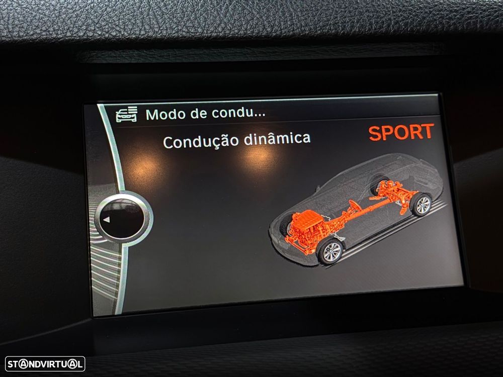 BMW 525 d Pack M - 24