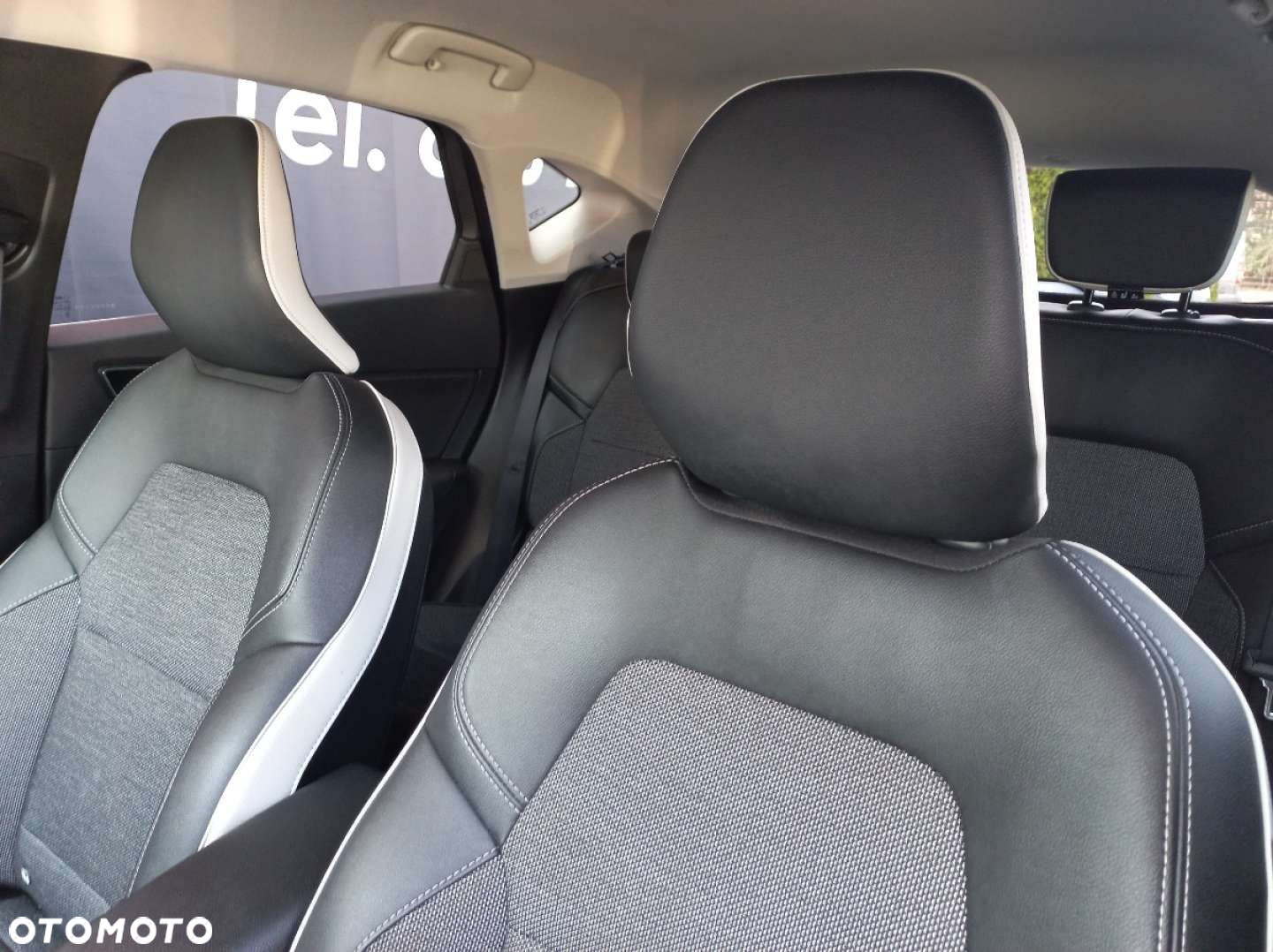 Renault Captur - 16