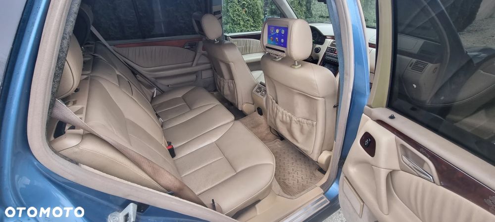 Mercedes-Benz Klasa E 420 T Avantgarde - 12