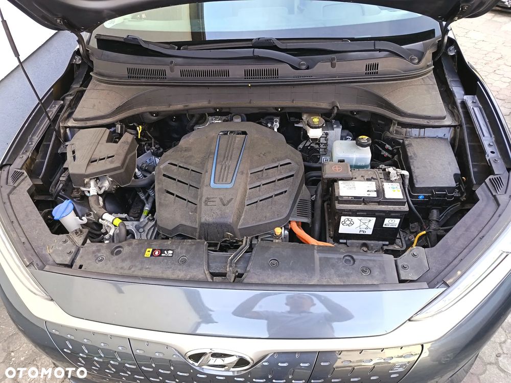 Hyundai Kona Premium - 15
