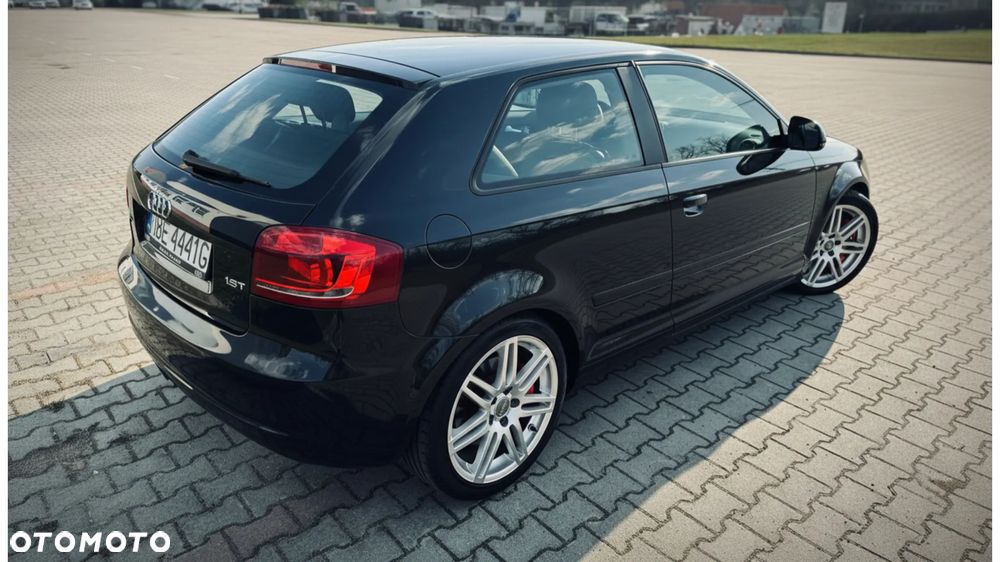 Audi A3 3-drzwiowe 1.8 TFSI S tronic Ambiente - 4