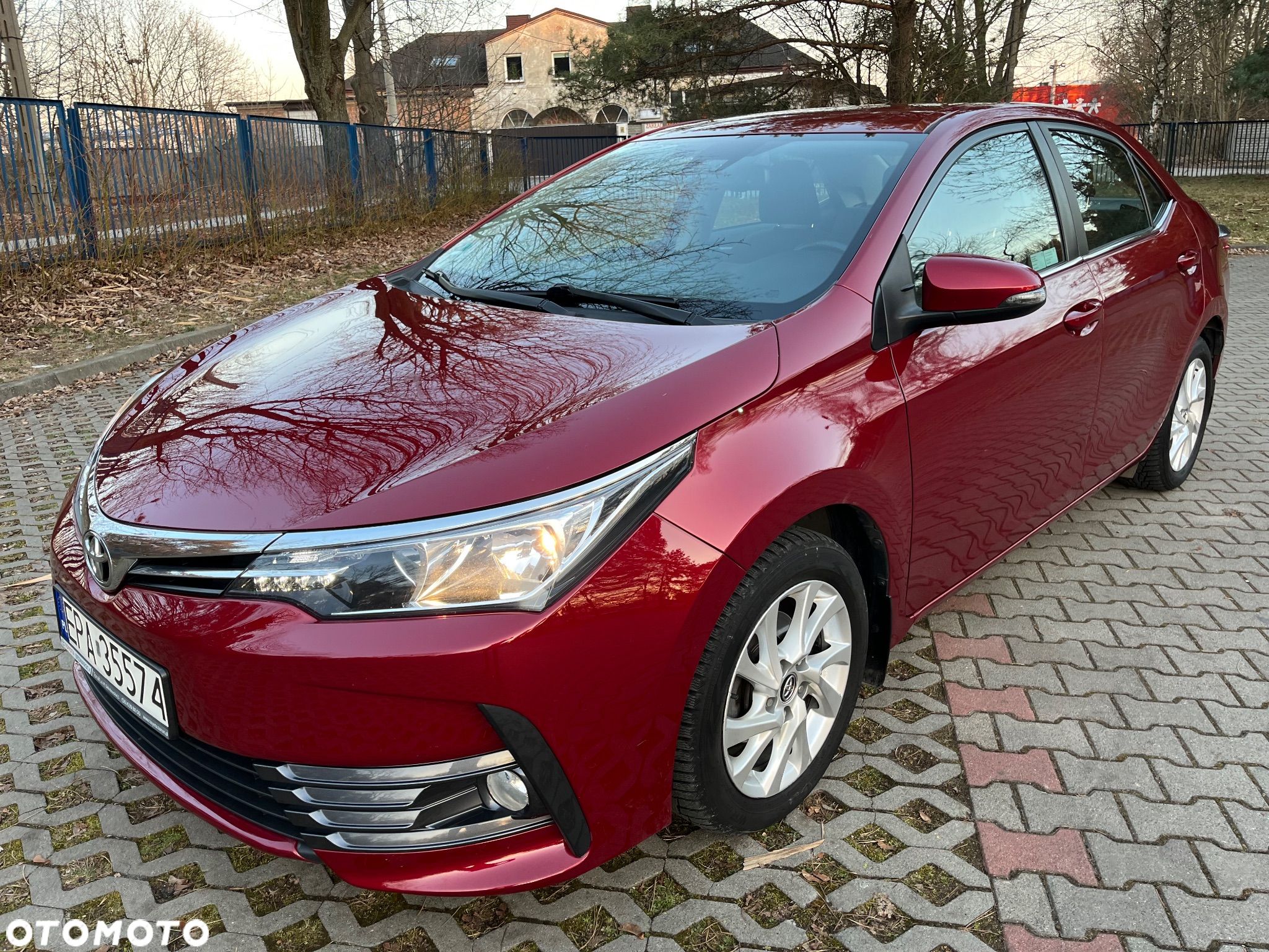 Toyota Corolla - 1
