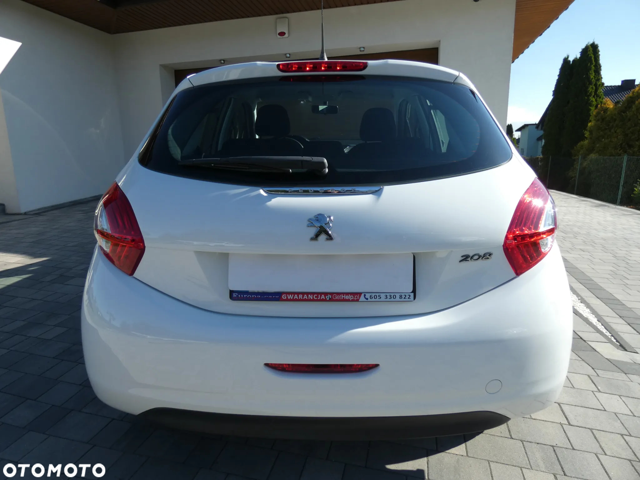 Peugeot 208 - 6