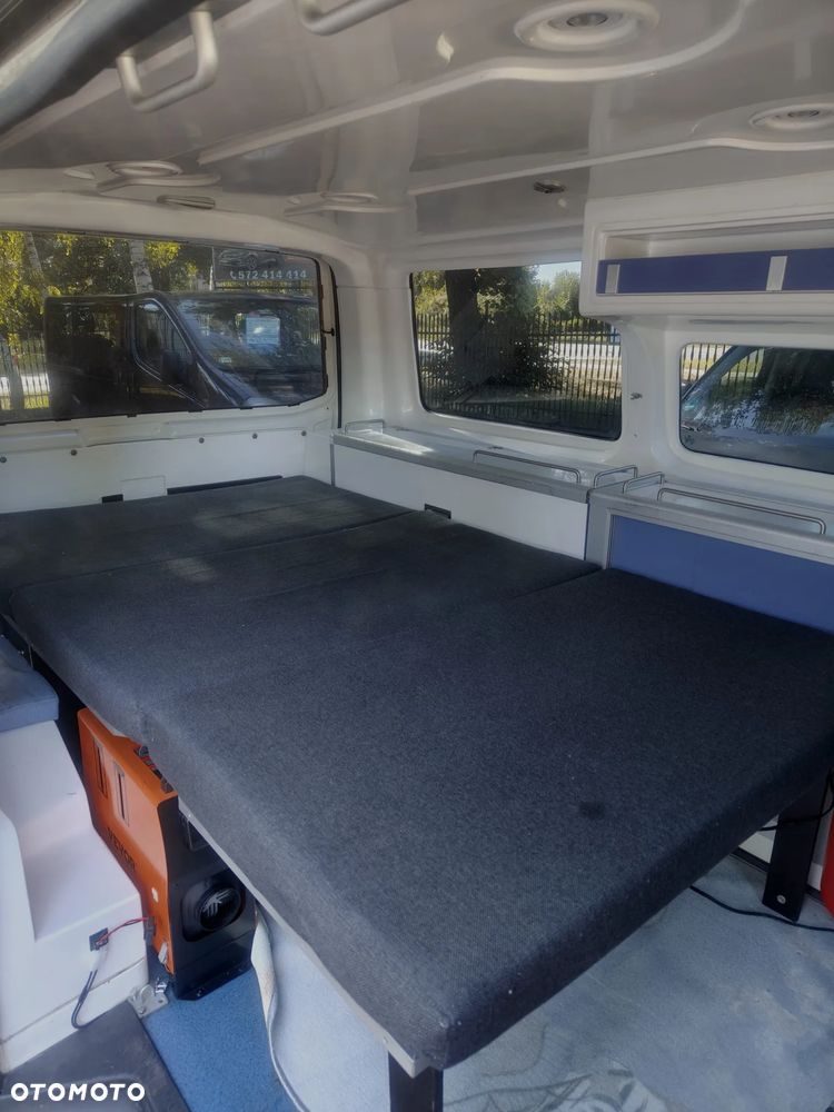 Volkswagen Transporter - 11