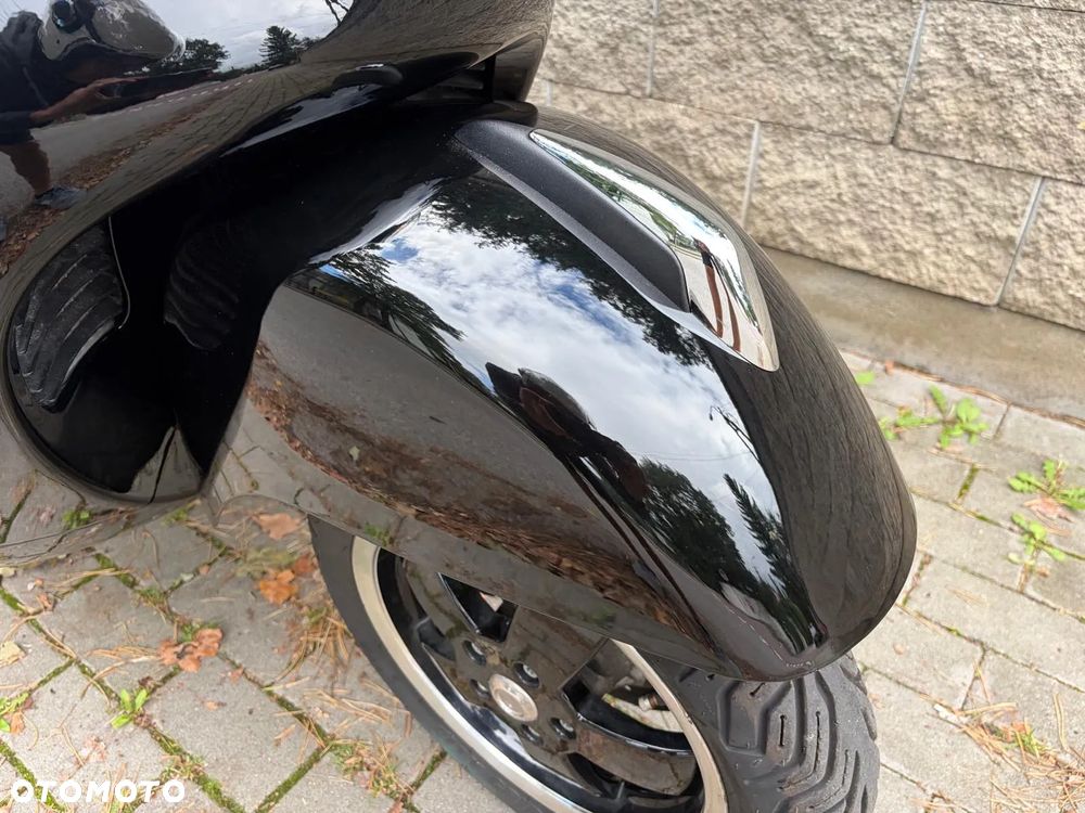 Vespa GTS - 11