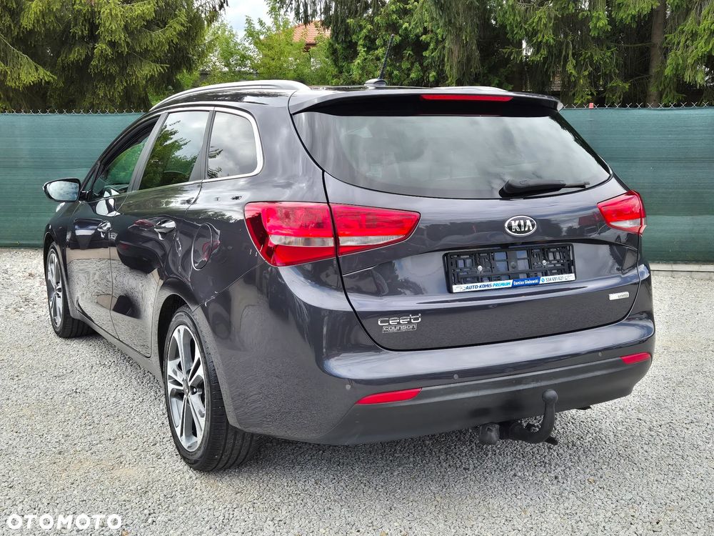 Kia Ceed 1.6 CRDi 136 ISG Platinum Edition - 7