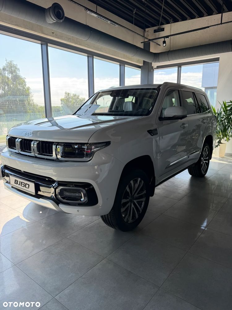 BAIC BJ60 mHEV Flagship 4x4 - 2