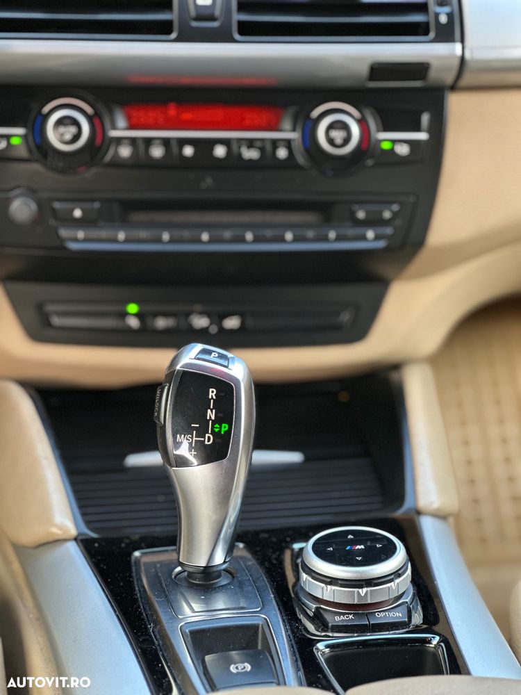 BMW X6 xDrive30d - 18