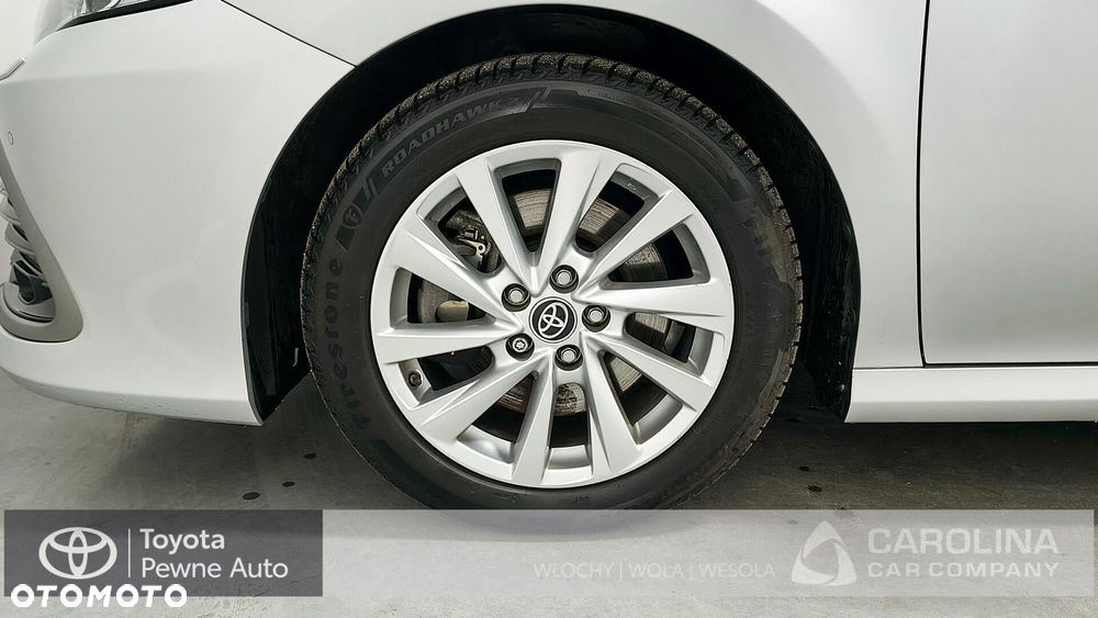 Toyota Camry 2.5 Hybrid Comfort CVT - 28