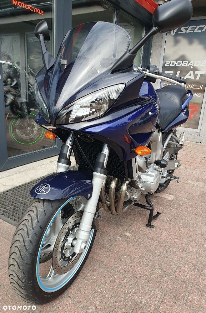 Yamaha FZ6 - 2