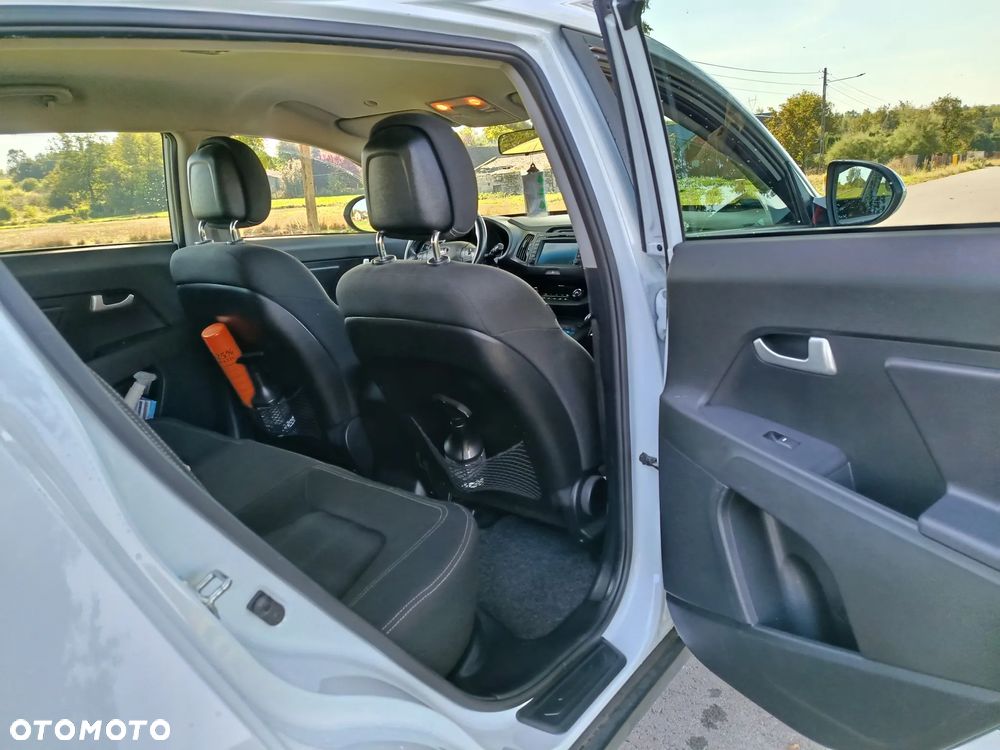 Kia Sportage 1.7 CRDI 2WD Spirit - 29