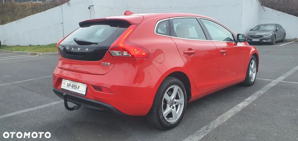 Volvo V40 D2 Inscription - 11