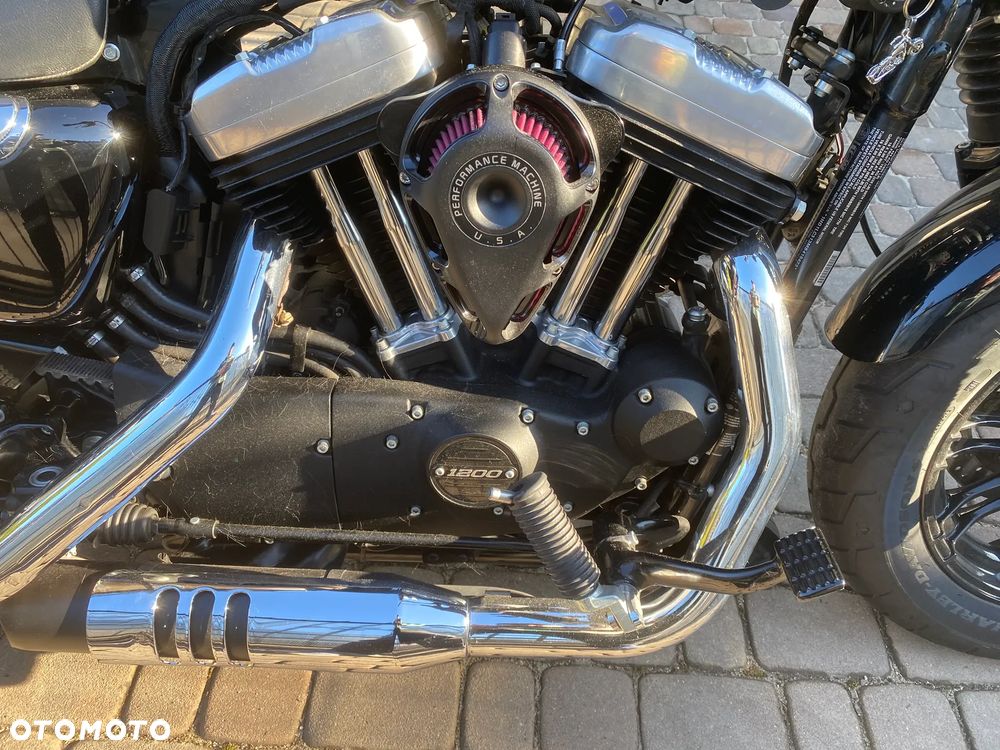 Harley-Davidson Sportster Forty-Eight - 6