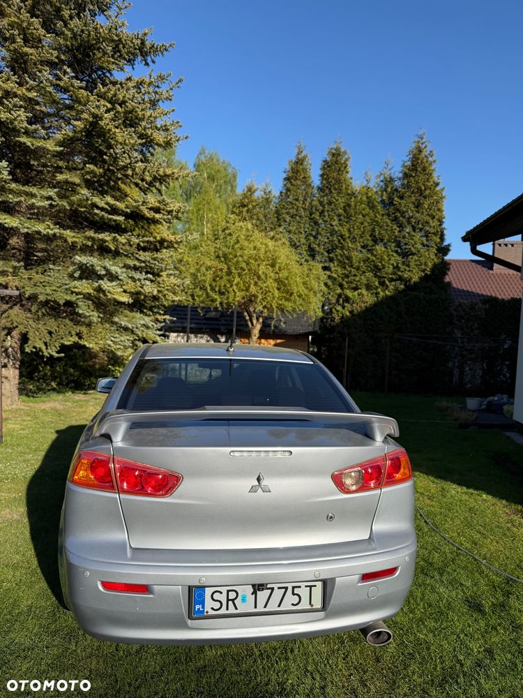 Mitsubishi Lancer - 15