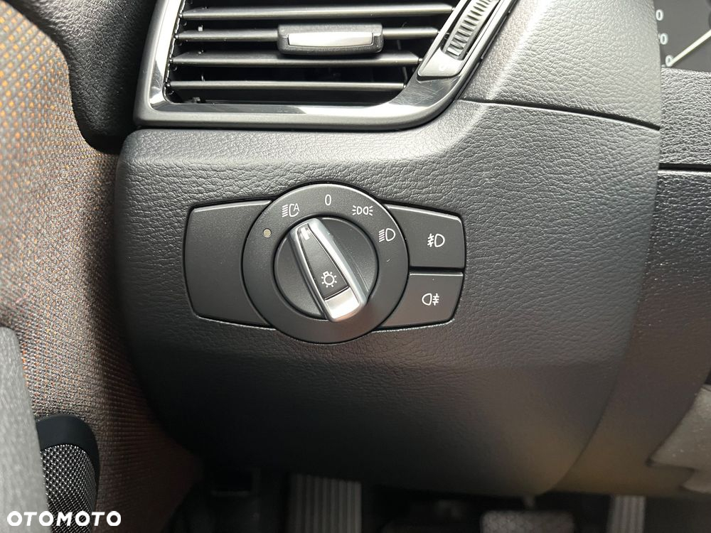 BMW X1 xDrive18d xLine - 24