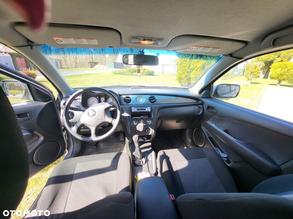 Mitsubishi Outlander - 4