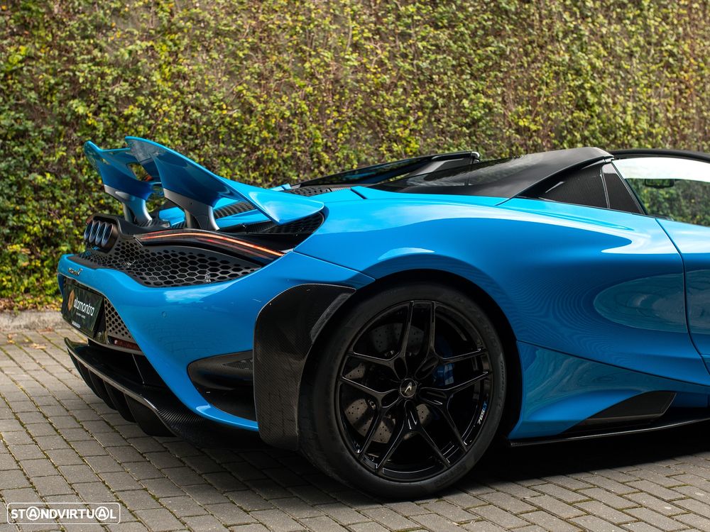 McLaren 765LT - 21