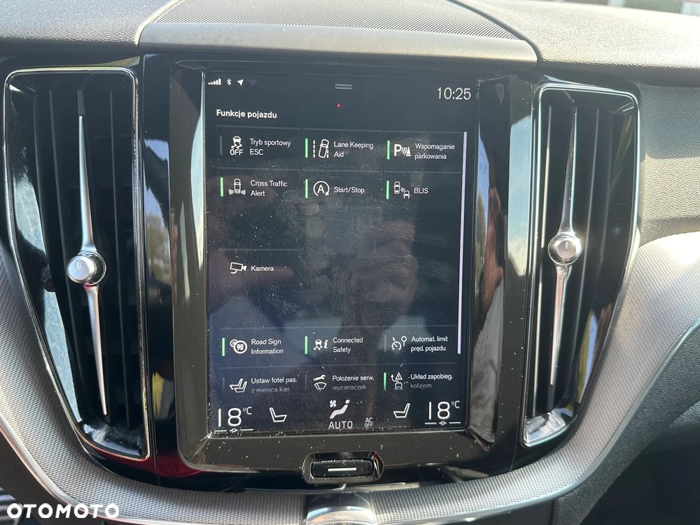 Volvo XC 60 B4 D AWD Geartronic RDesign - 22