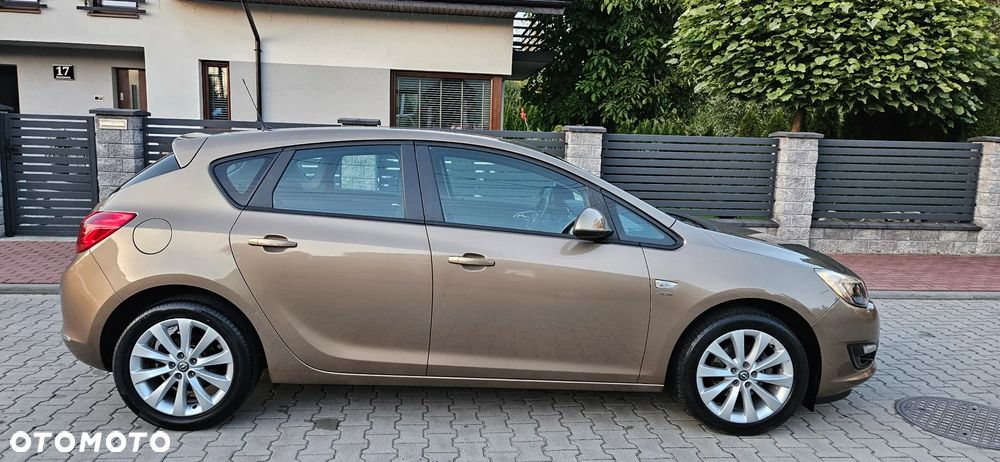 Opel Astra 1.4 Turbo - 6
