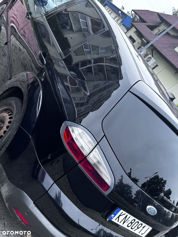 Ford S-Max - 4