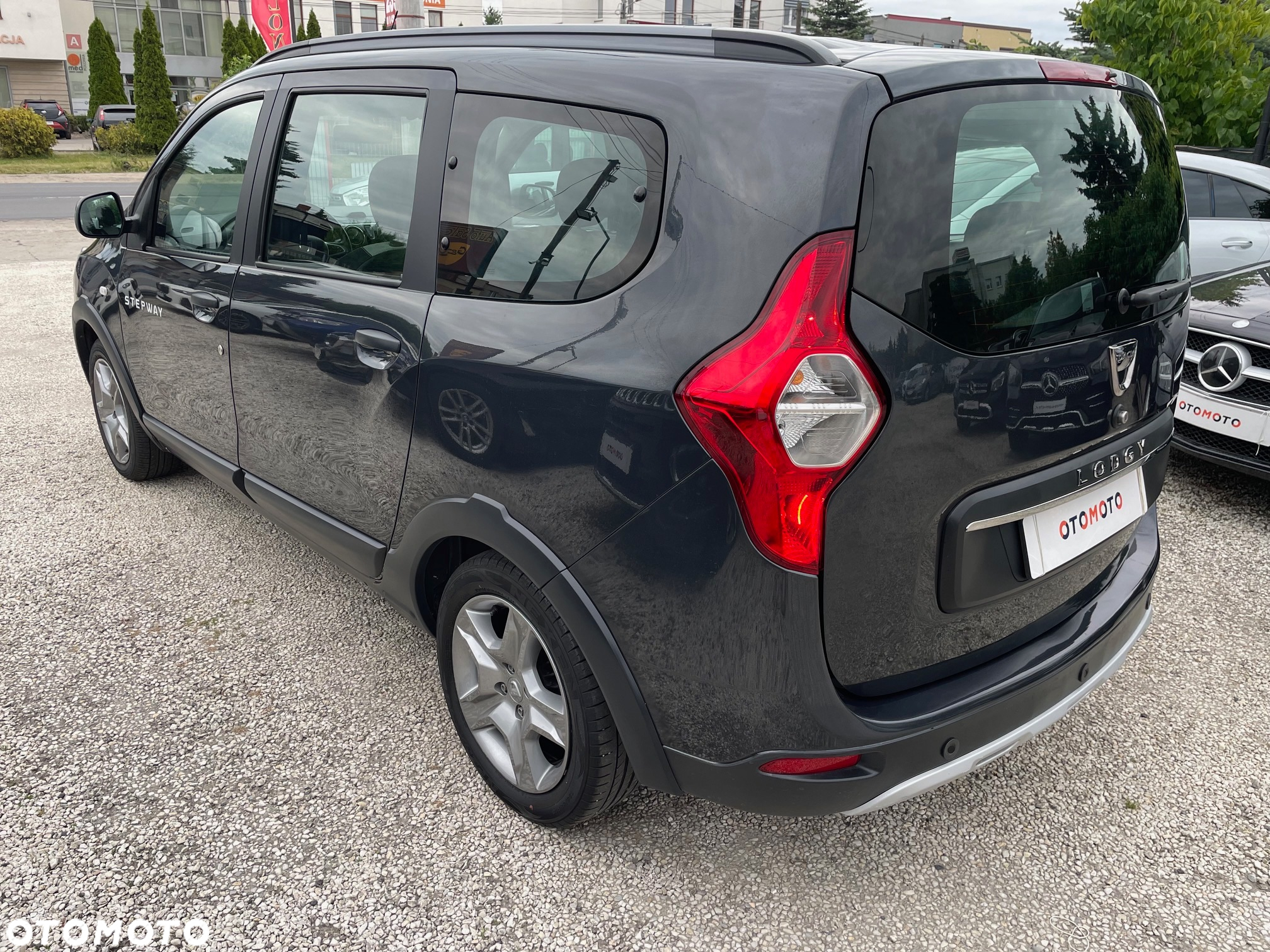 Dacia Lodgy 1.3 TCe Stepway S&S - 3