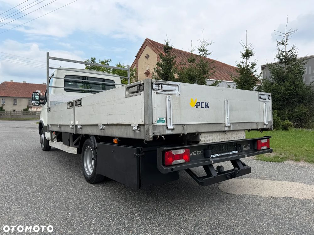 Iveco 50C15 * 3.0 / 150KM * Rama / Skrzyniowe * Koła bliźniacze * Rozstaw osi: 3.75m * - 11