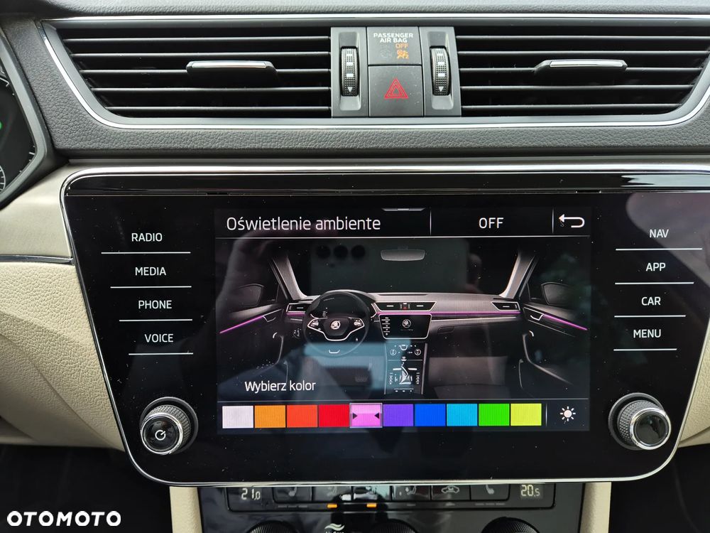 Skoda Superb 2.0 TSI Style DSG - 23