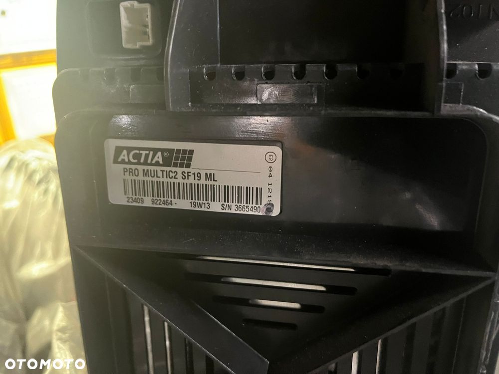 Deska rozdzielcza Actia PRO MULTIC 2 SF19 ML solaris autobus stan nieznany D-78052 - 2